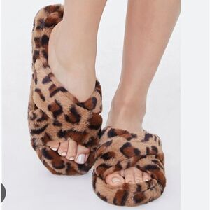 FITORY Womens Open Toe Slipper w/ Cozy Lining,Faux Rabbit Fur Cork Slide leopard